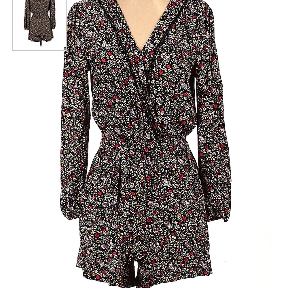 Long sleeve floral romper